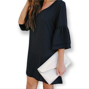 NWT BELONGSCI Women's Black Bell Sleeve Shift Mini Dress
